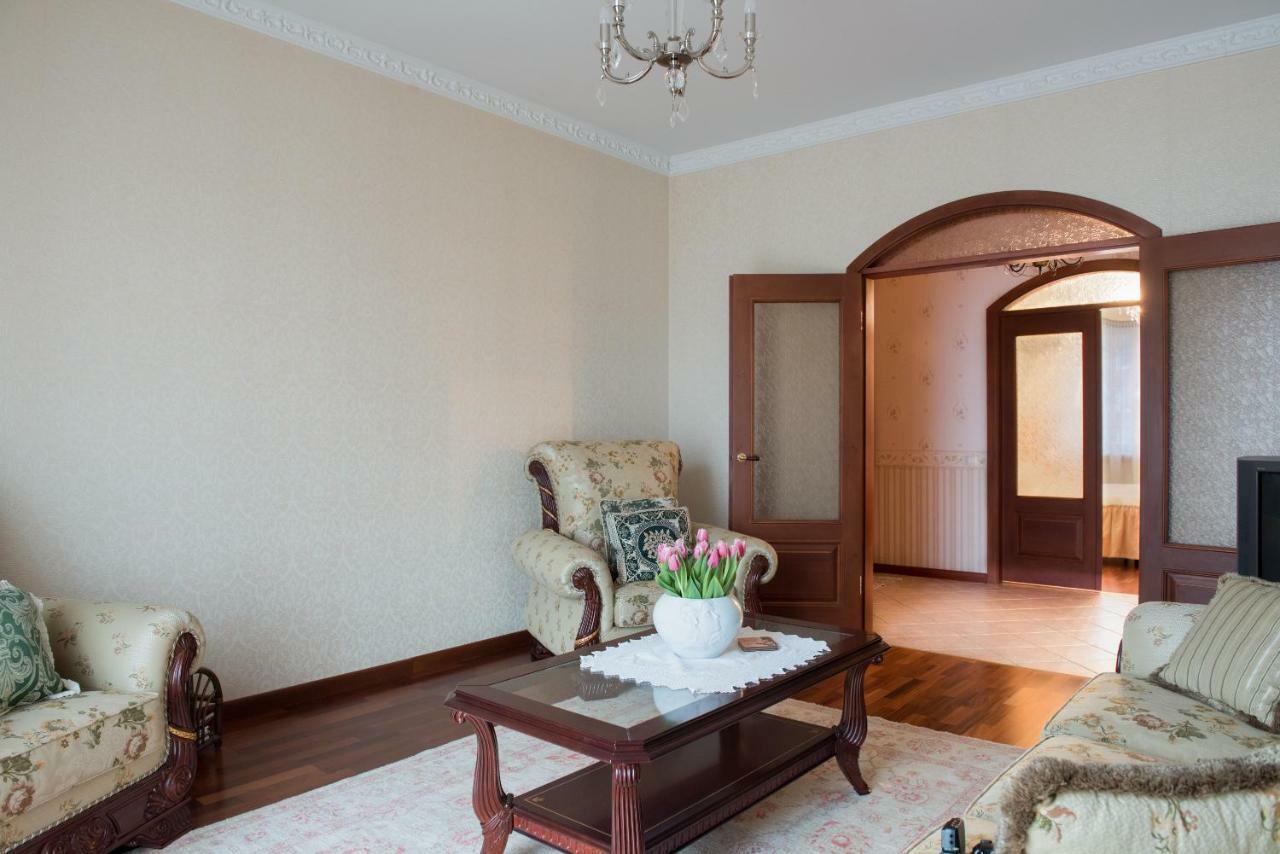 Classy Apartment In Good Neighbourhood Riga Buitenkant foto