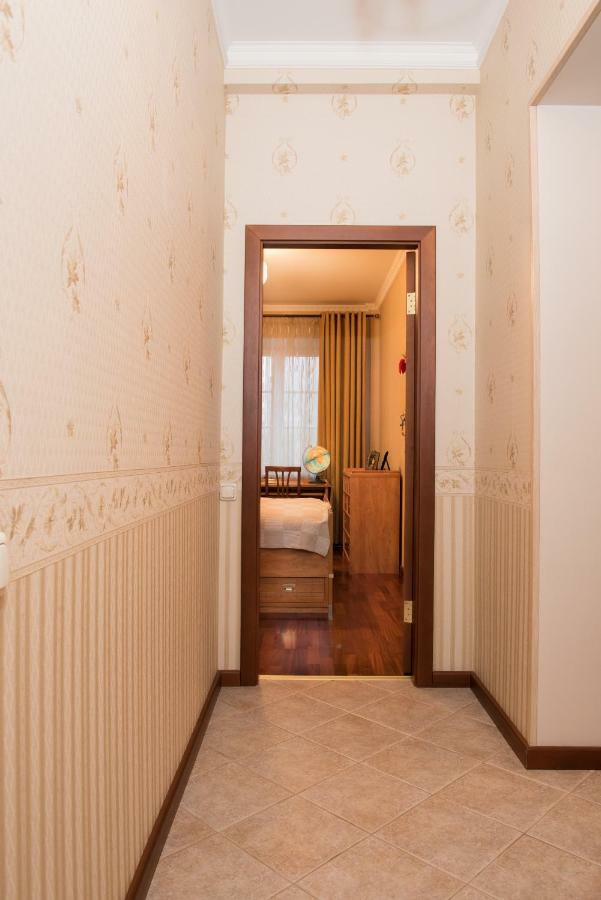 Classy Apartment In Good Neighbourhood Riga Buitenkant foto