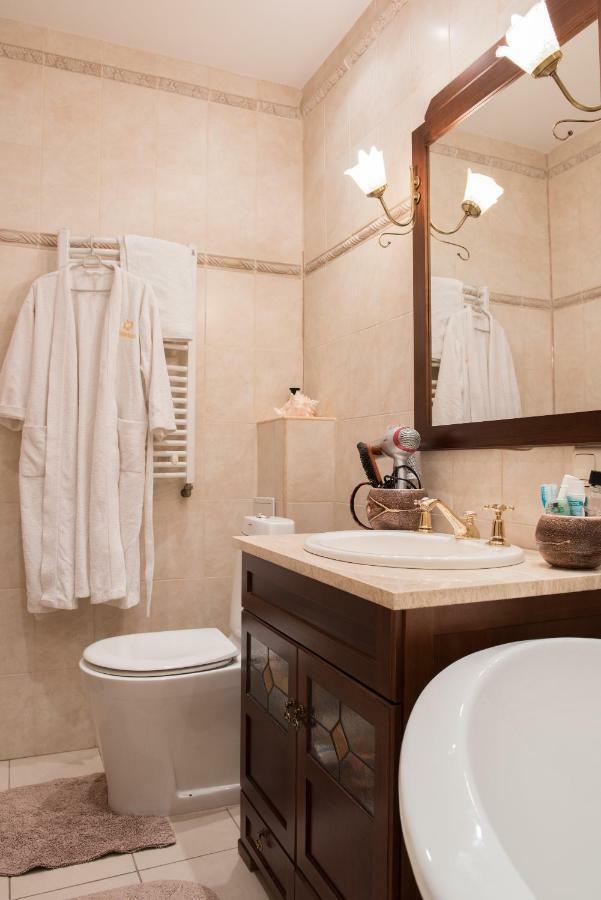 Classy Apartment In Good Neighbourhood Riga Buitenkant foto